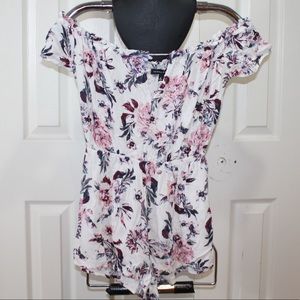Kendall & Kylie floral romper